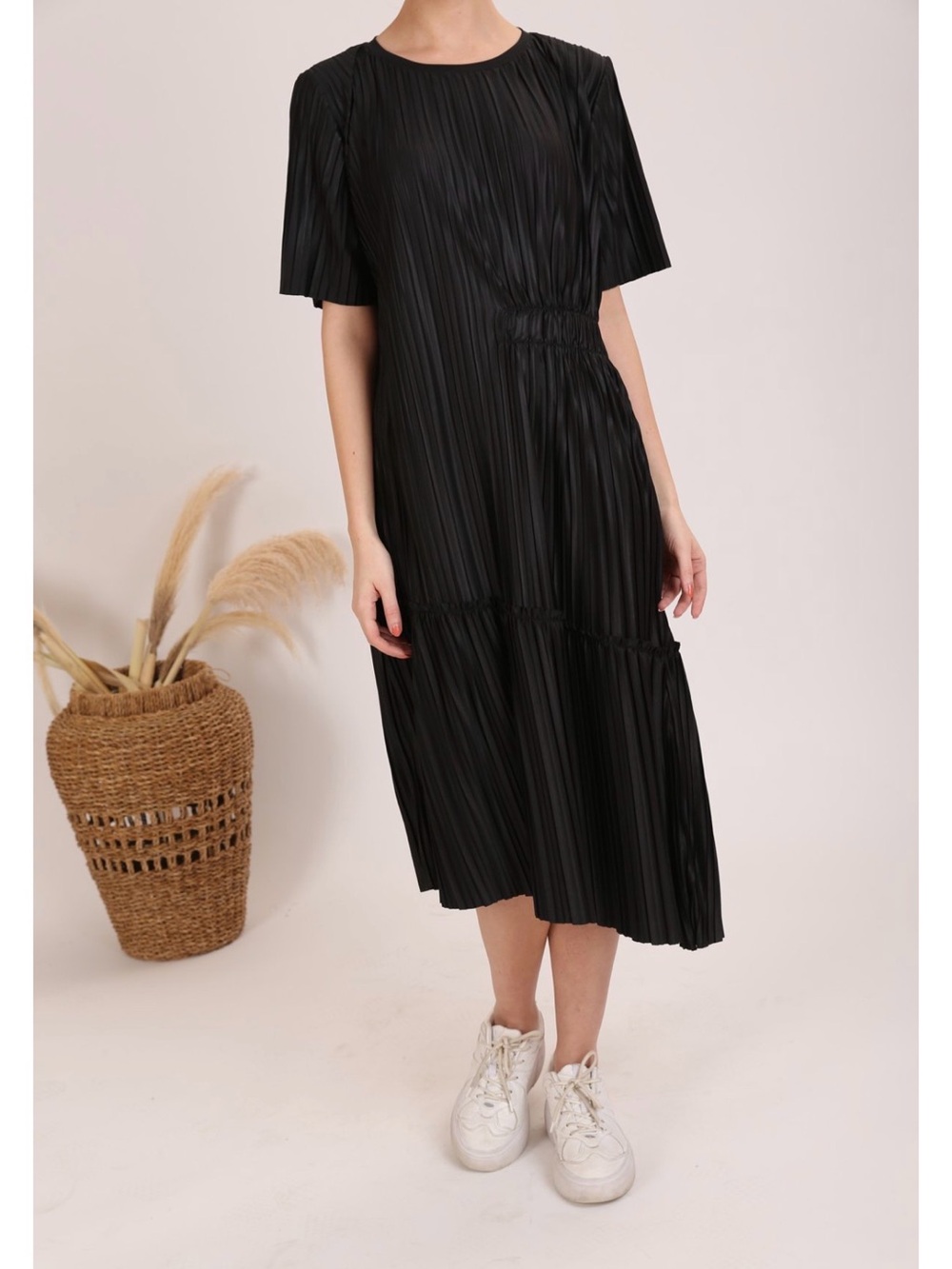 Zara Midi Dress - Women